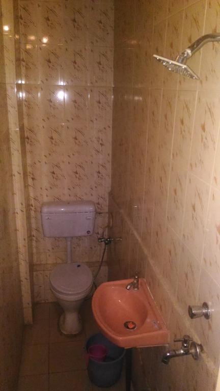 Goldy Guest House Varanasi Eksteriør bilde