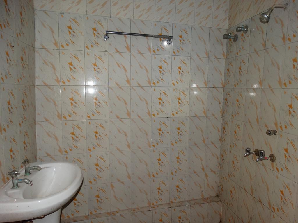 Goldy Guest House Varanasi Eksteriør bilde