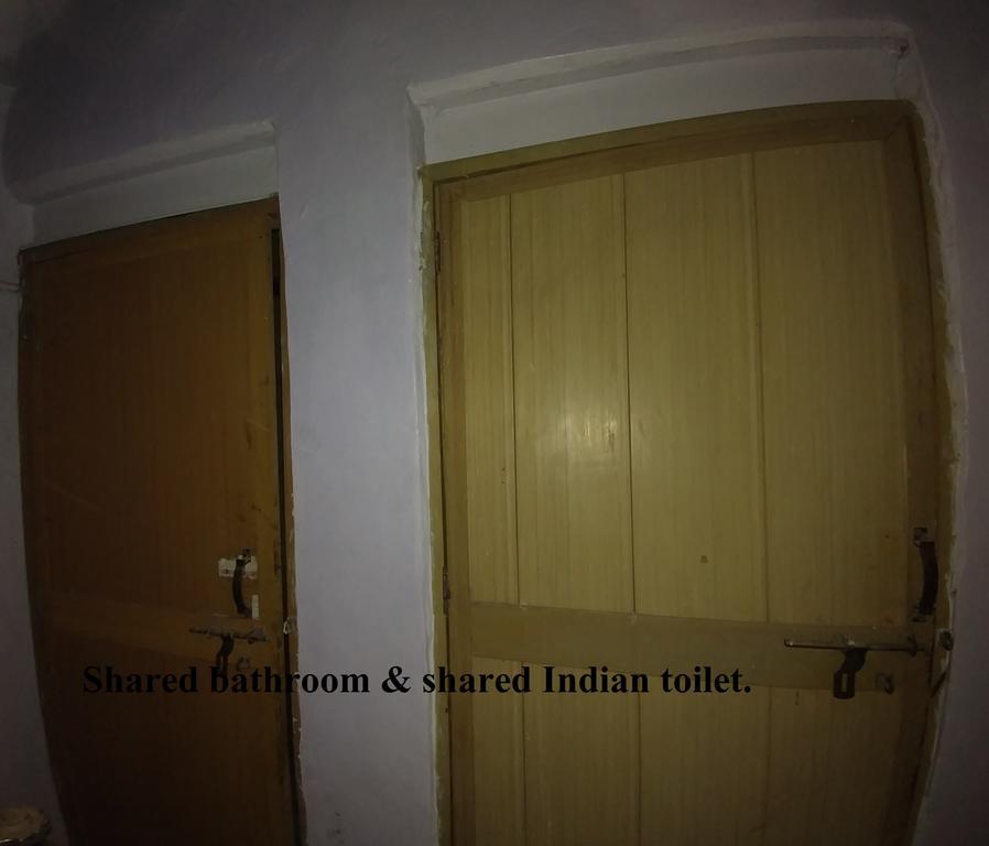 Goldy Guest House Varanasi Eksteriør bilde